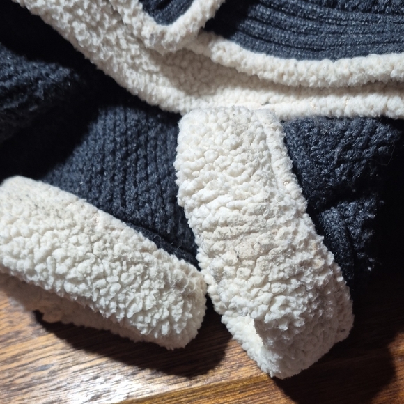 L.L. Bean Charcoal Hooded Cardigan with Ivory Trim - Picture 9 of 12